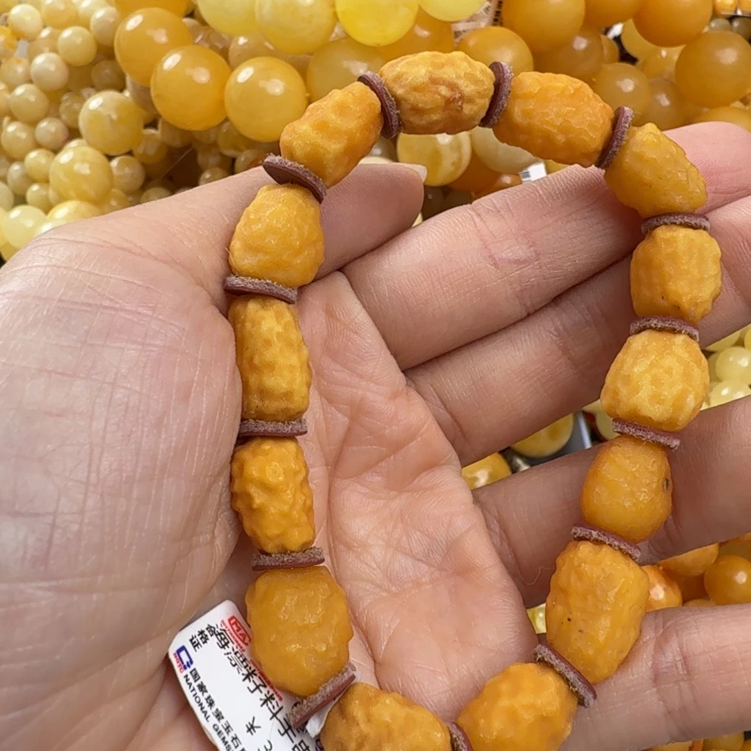 琥珀未镶嵌珠宝奇石