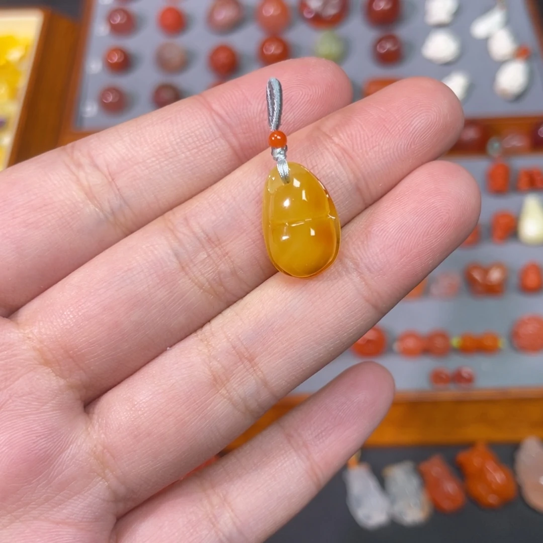 蜜蜡未镶嵌裸石福豆