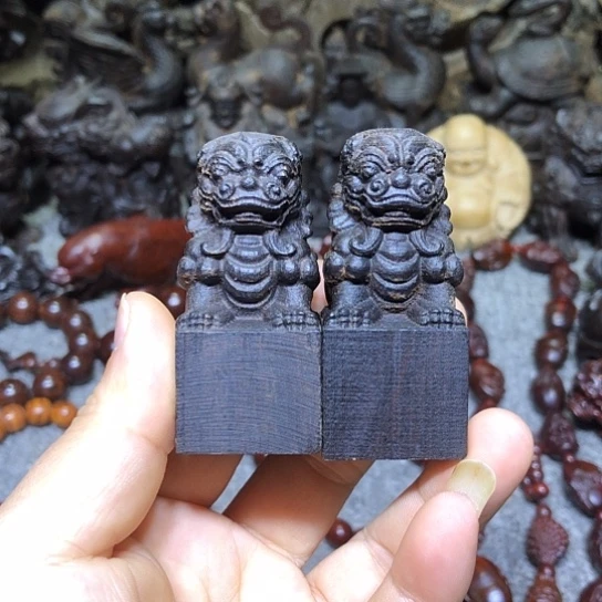 大叶紫檀（黑酸枝木类）乌木