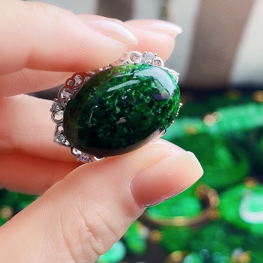 颈饰银S925镶嵌翡翠多样性