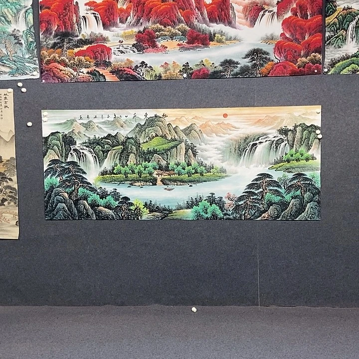 君***发国画小八尺山水一副