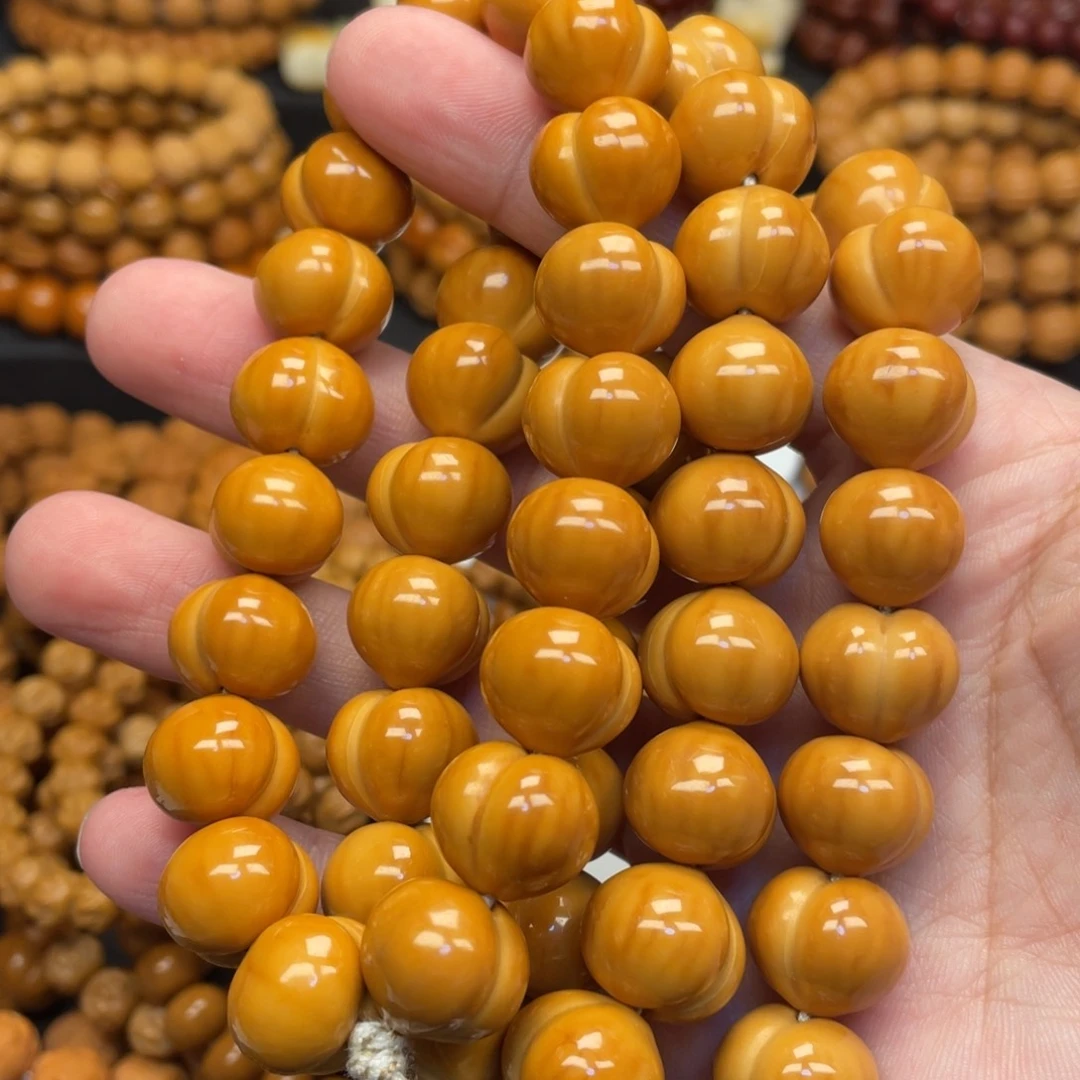 猴头核桃吊坠猴头核桃微微暇屁桃