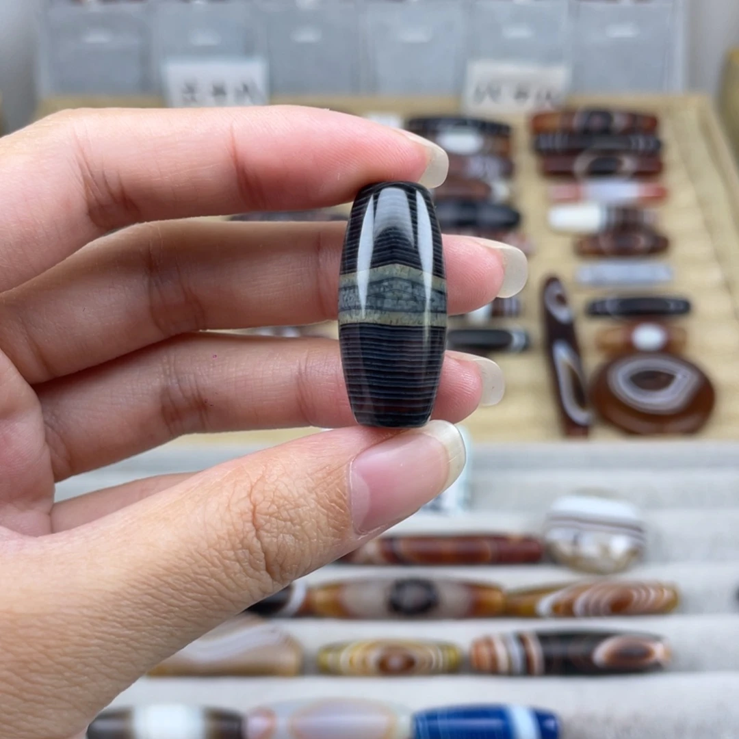 M***Y玛瑙/玉髓合金颈饰