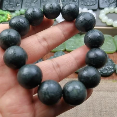 和田玉未镶嵌手链