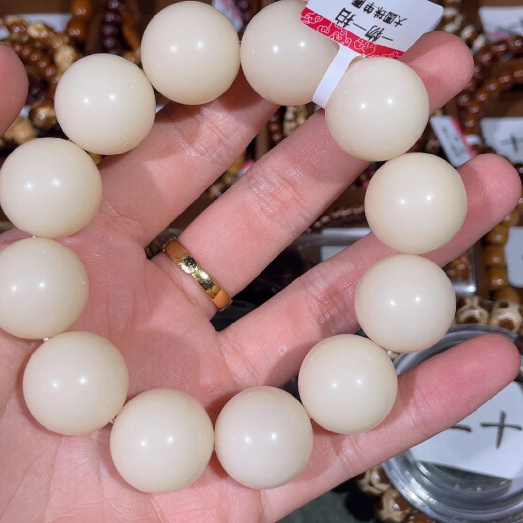 西***人手串紫金鼠菩提根大圆珠