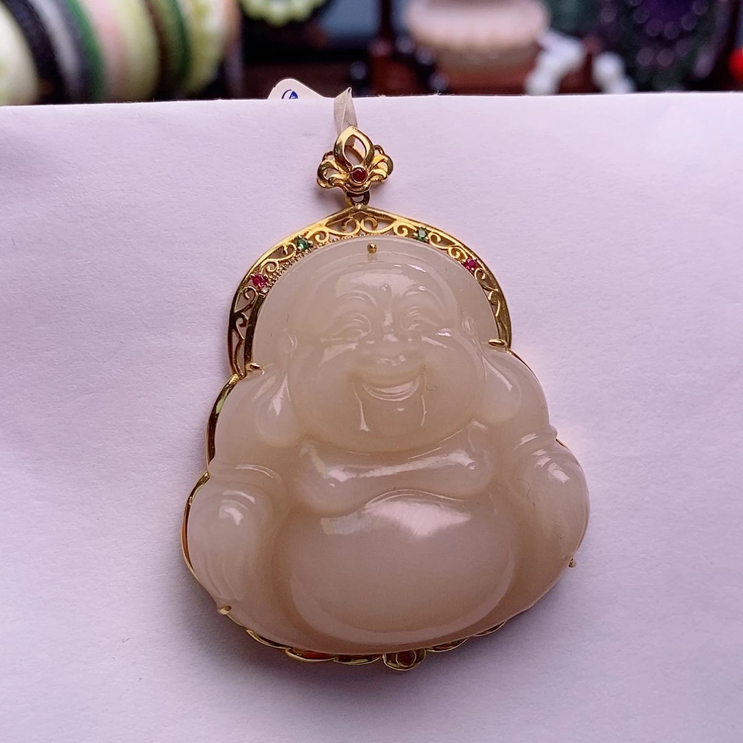 和田玉未镶嵌颈饰东****年毕业级浓藕粉红粉金镶佛公吊坠