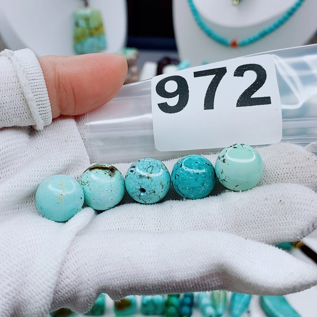 焦***球绿松石未镶嵌颈饰