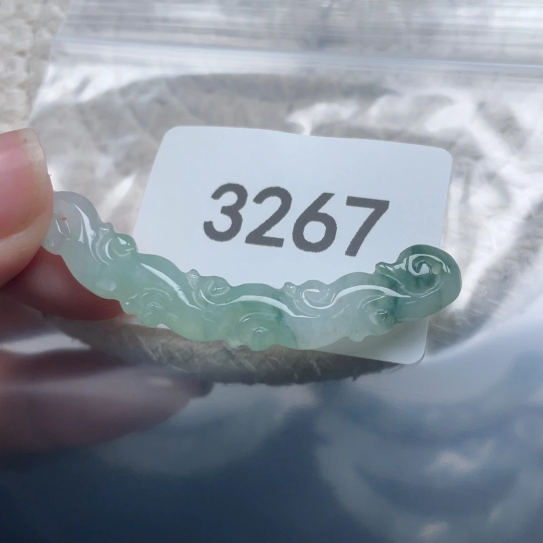 芳***…翡翠未镶嵌手链天然A货缅甸翡翠