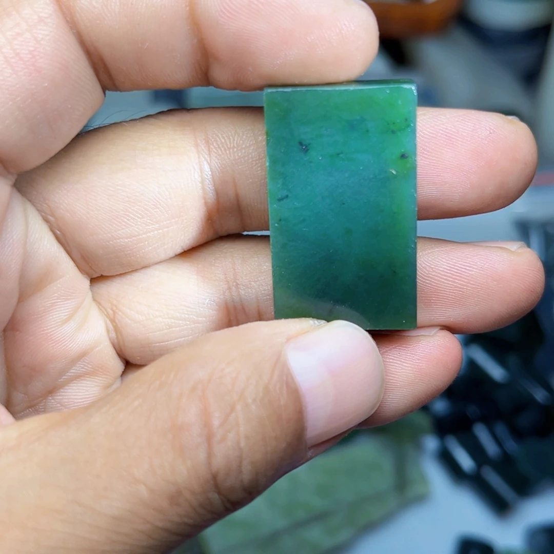 未镶嵌和田玉珠宝半成品