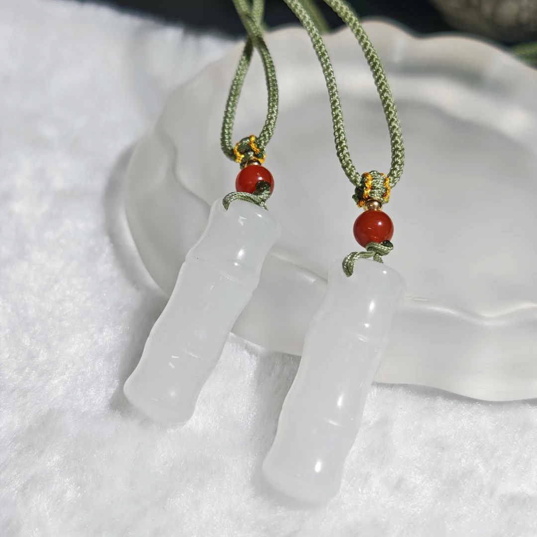 新疆玉石 竹节吊坠节节高 男女可戴 多样性发货 拍一发一 Q225