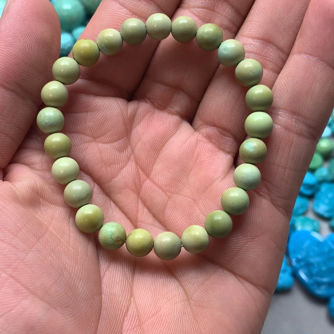 绿松石未镶嵌颈饰