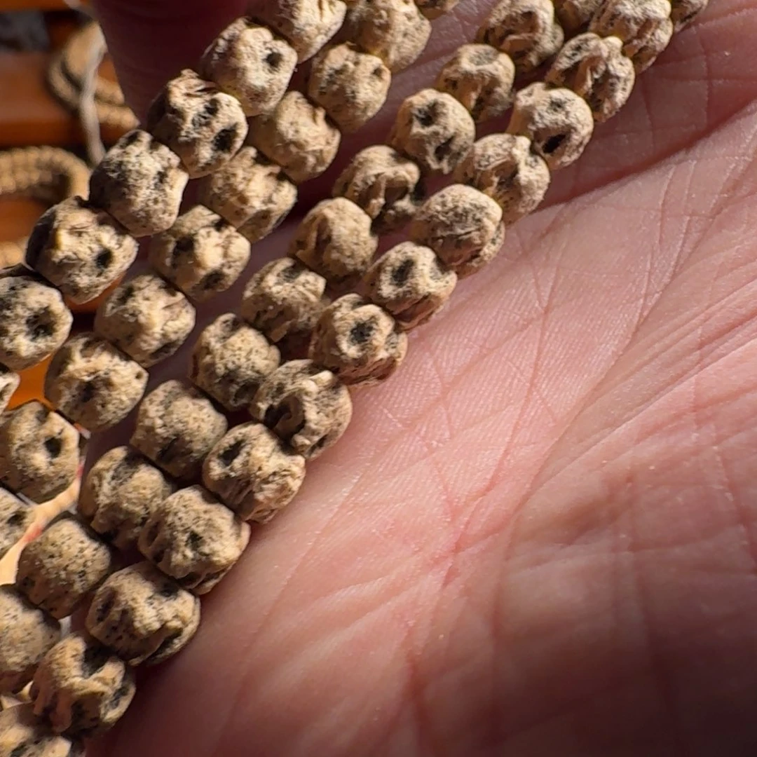 柏香籽/百香籽手串6.5毫米