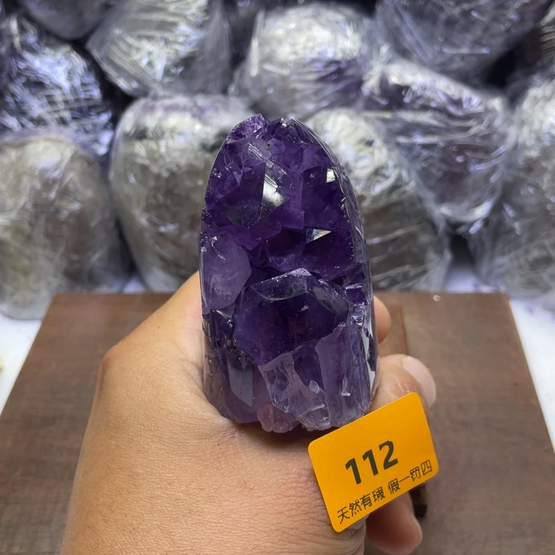 未镶嵌水晶大型摆件（非配饰）