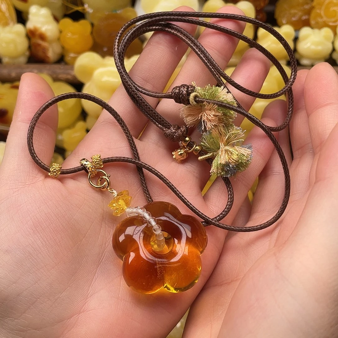 琥珀未镶嵌珠宝奇石