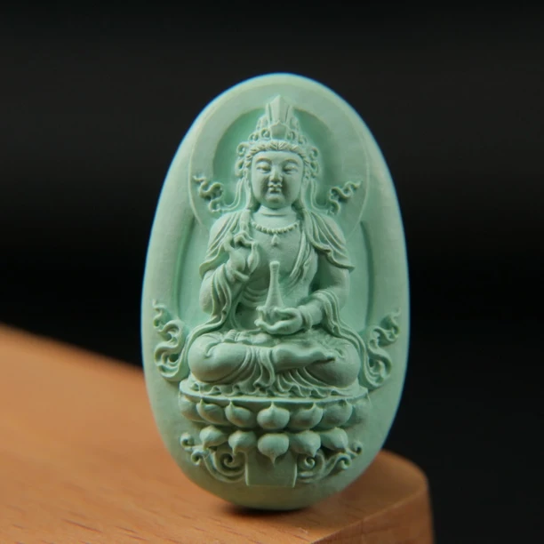 原矿绿松石菜籽黄观音 尺寸20.4×33×10.8mm，重8g，干净无瑕！