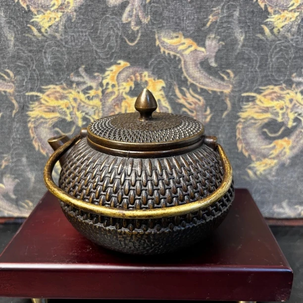 【闪购链接】铜编织壶摆件