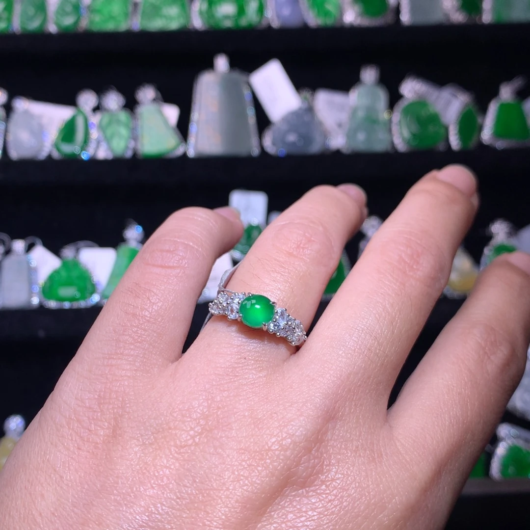 【闪购商品】银S925镶嵌戒指翡翠