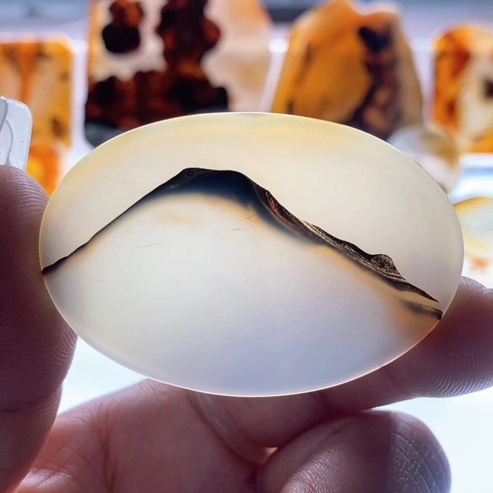 玛瑙/玉髓颈饰未镶嵌