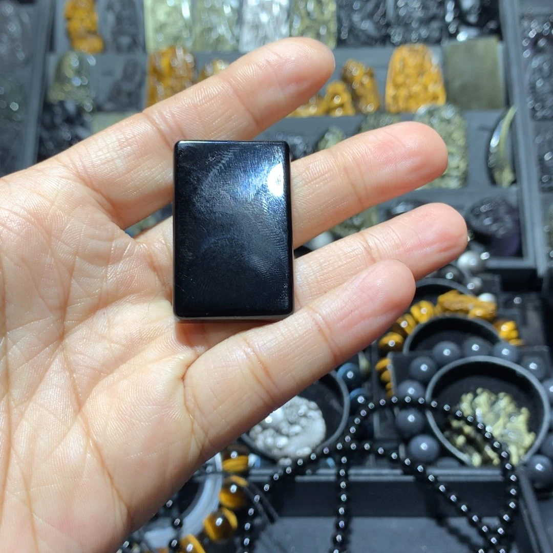 黑曜岩吊坠(赠链)未镶嵌莫*