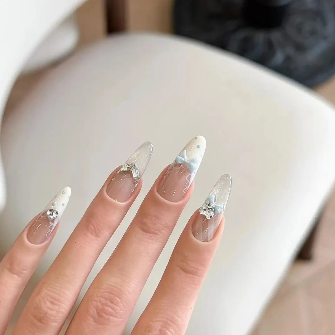 少女心氛围感法式蓝色款式短款满钻手工穿戴甲漠河美甲贴片