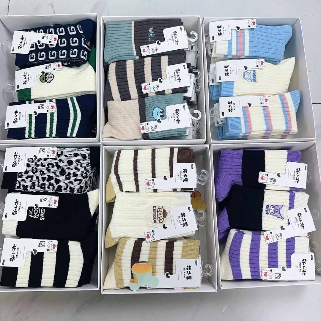 儿童秋冬双针刺绣卡通棉袜