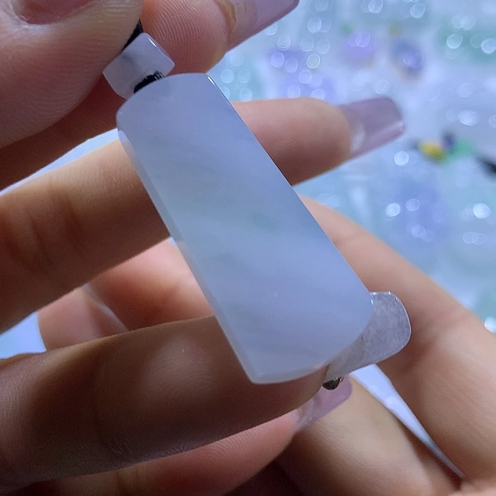 翡翠未镶嵌颈饰天然翡翠A货吊坠