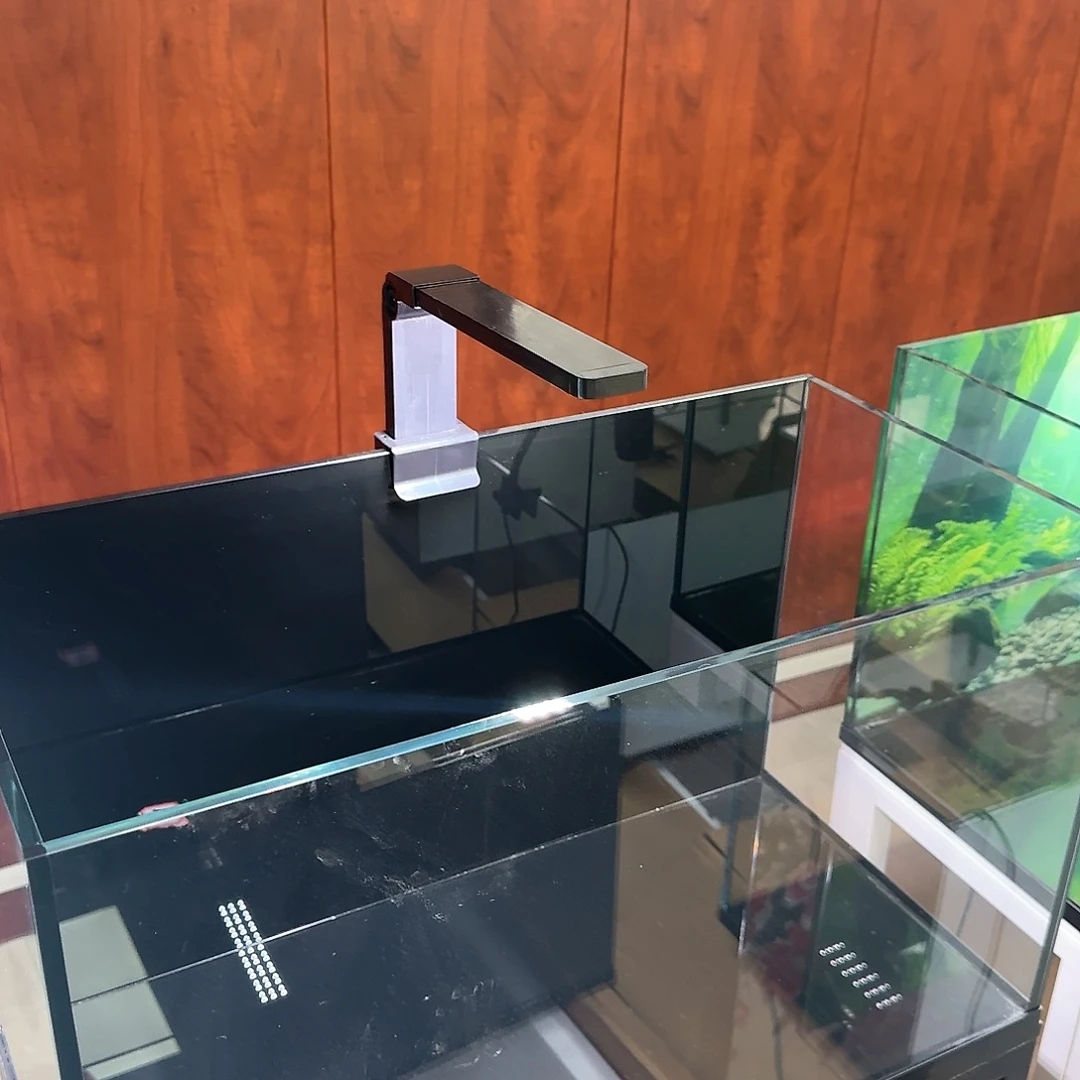 60黑旋风送个灯样品不退不换编号20