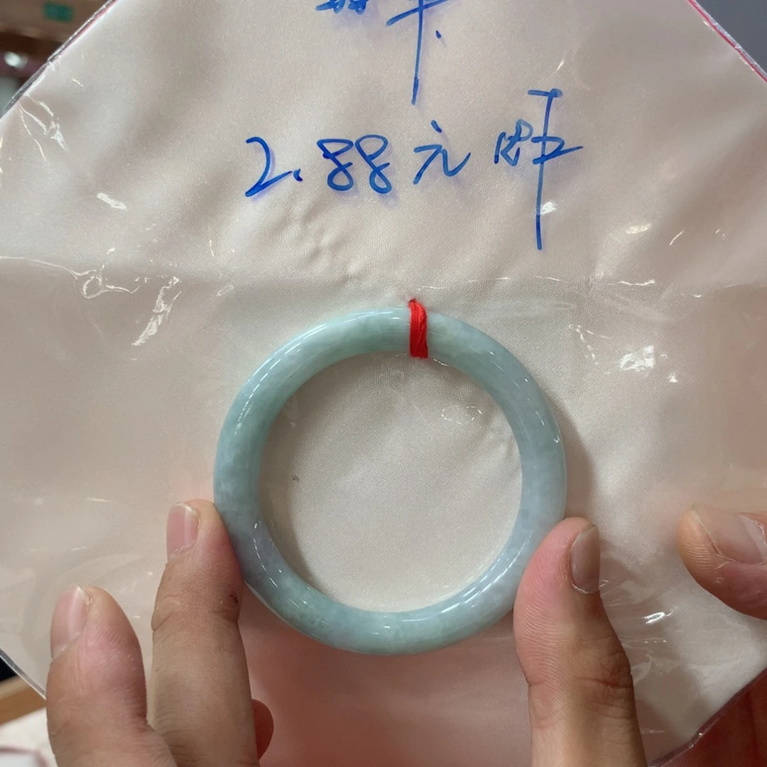 记****翡翠未镶嵌手镯买断