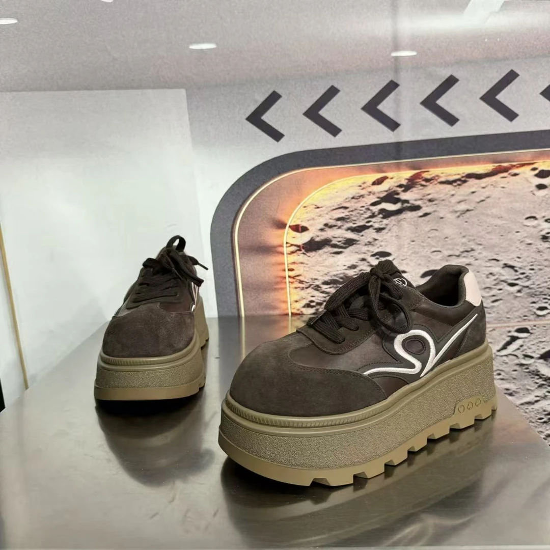 866秋款新款2025圆头系带韩版简约休闲板鞋潮流百搭ins