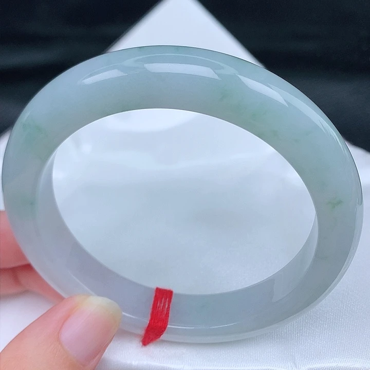 未镶嵌手镯翡翠天然
