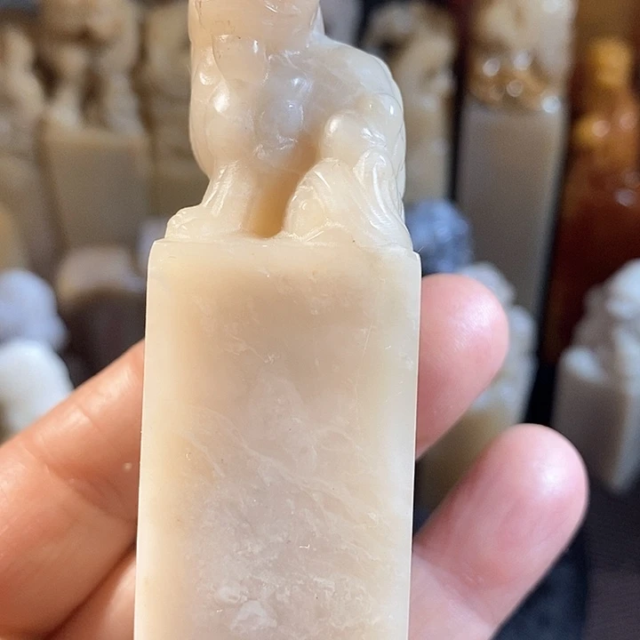 巴林石印石R*巴林石雕刻艺术品