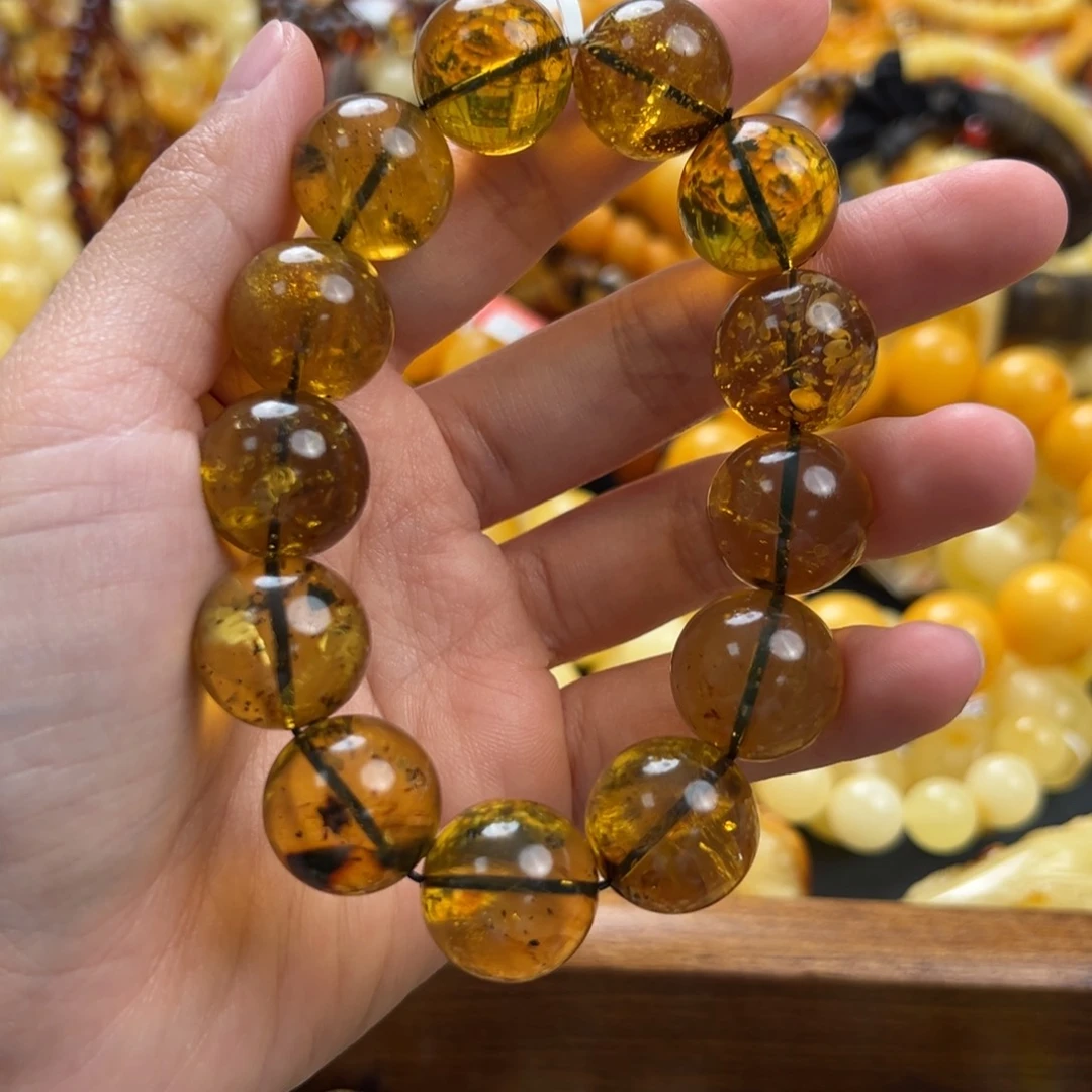 未镶嵌琥珀珠宝奇石