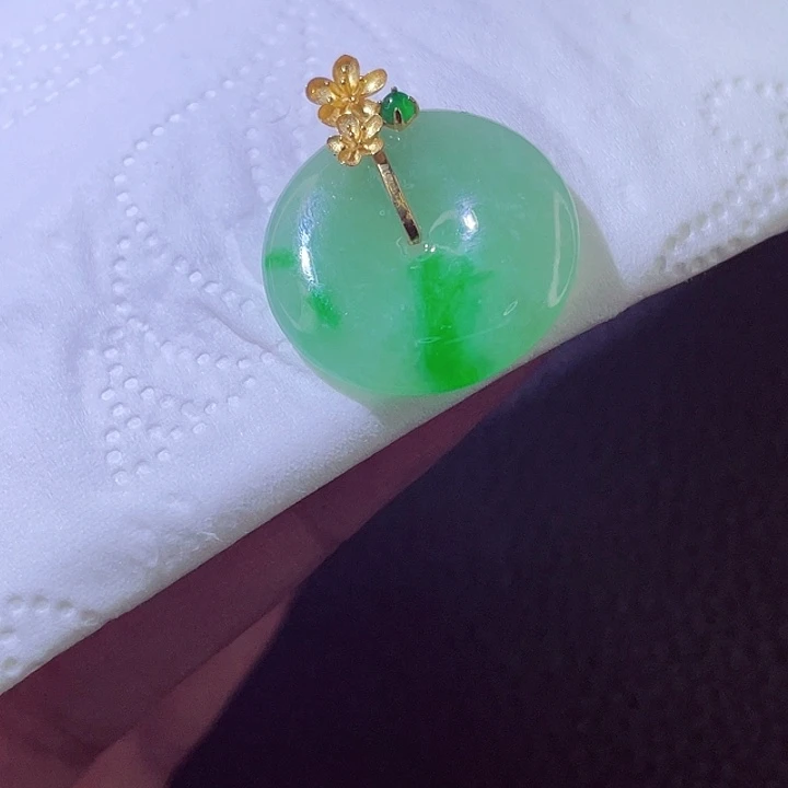 颈饰18K金镶嵌翡翠翡翠