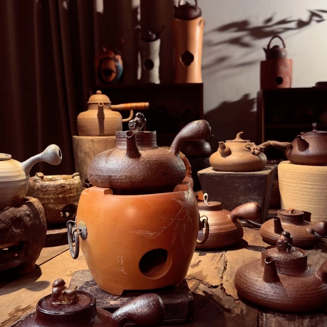 壶青****待shad古龙窑柴烧壶全手工