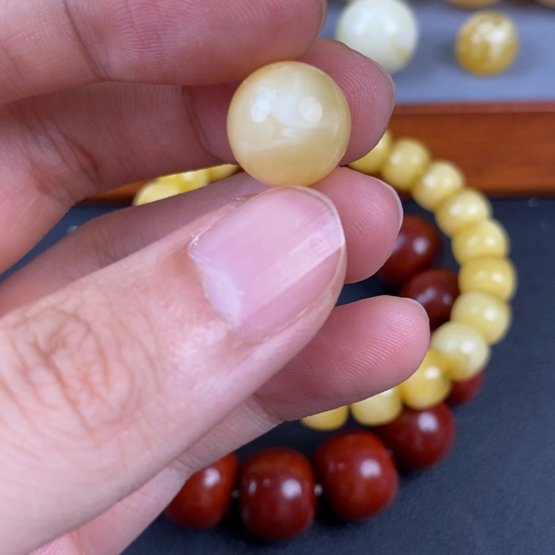 琥珀未镶嵌裸石微瑕77