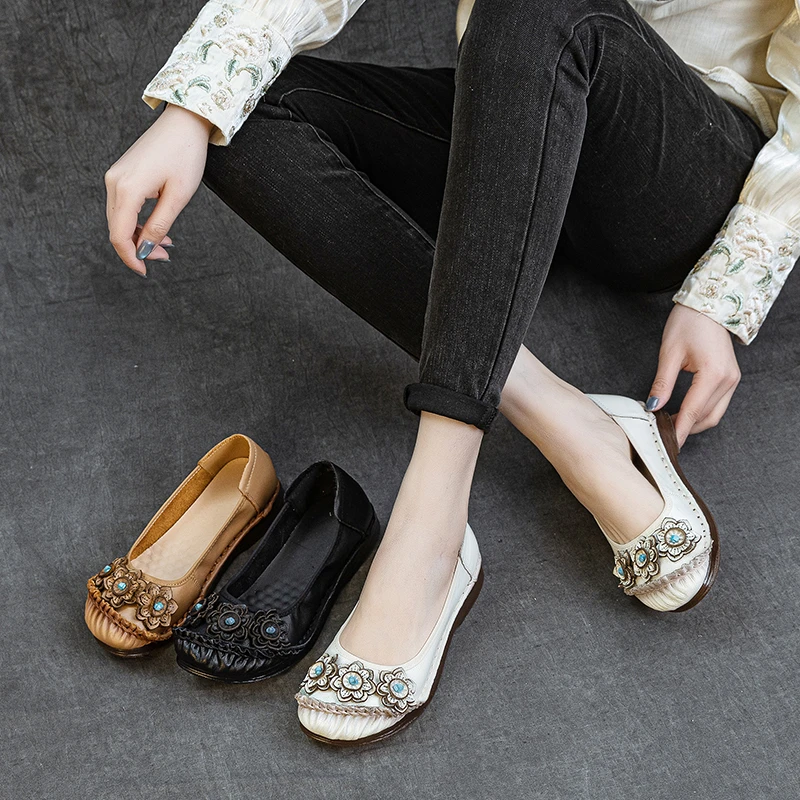 头层牛皮软底浅口女单鞋民族风花朵复古新款平底防滑舒适妈妈鞋