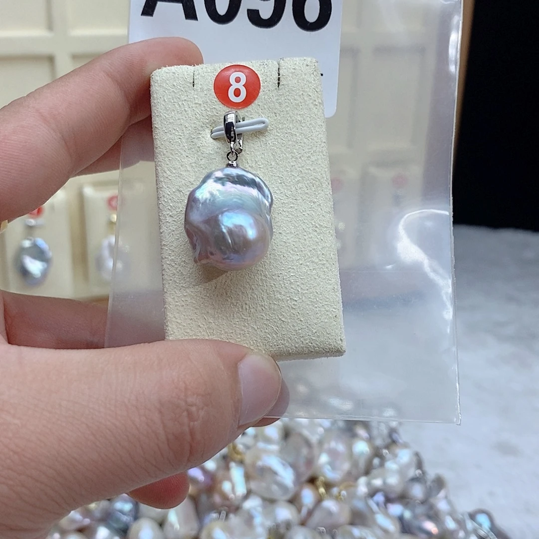 银S925镶嵌淡水珍珠颈饰