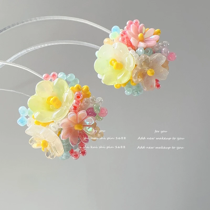 铜合金亚克力耳饰 花朵耳钉耳畔捧花多巴胺小众甜蜜花朵珠珠