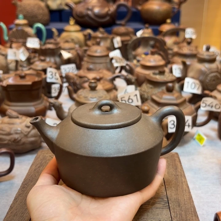 湾***缘紫砂壶等艺术精品