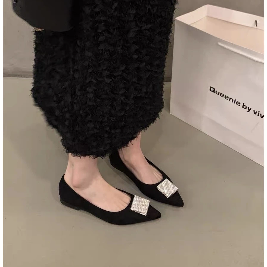 C6261  黑色  时尚舒适低跟尖头2025新款高端浅口女单鞋