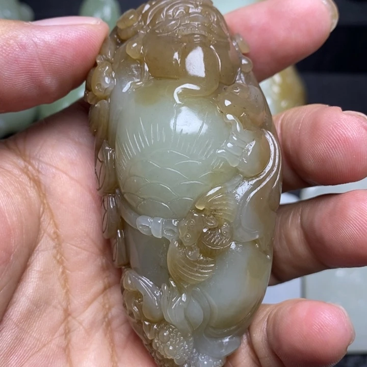 和田玉未镶嵌颈饰