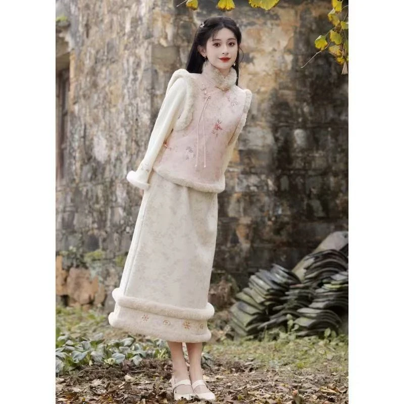 【云禾套装】苏囡囡冬季新款日常新中式保暖舒适复古风绣花皮绒套装