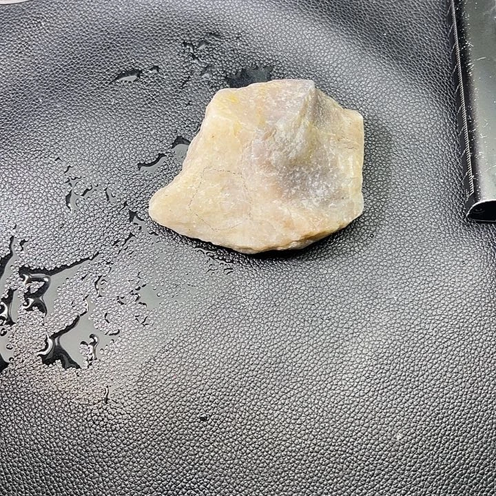 和田玉（糖玉）未镶嵌手镯