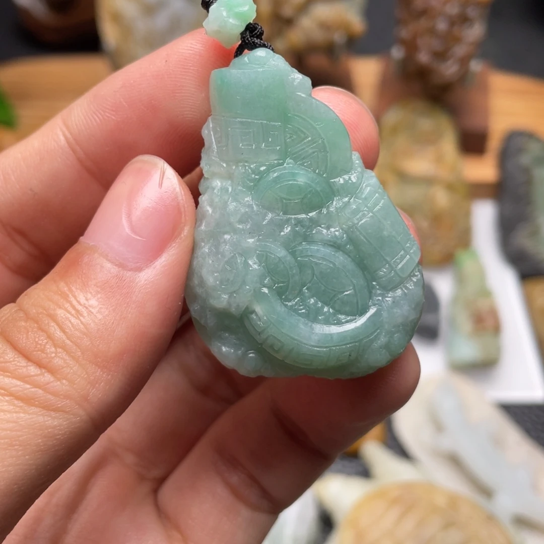 定制翡翠未镶嵌翡翠