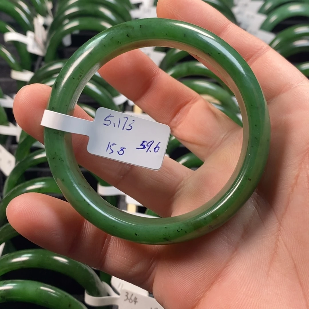 和田玉（碧玉）未镶嵌手镯微瑕59宽版