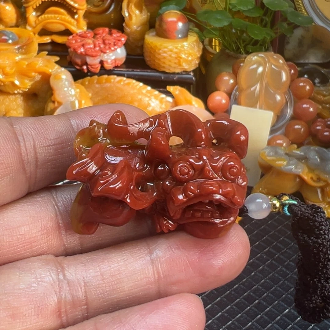 石英质玉未镶嵌颈饰