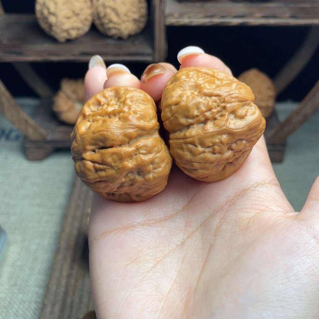 文玩核桃吊坠蛤蟆头42 全品打底精配毕业红皮