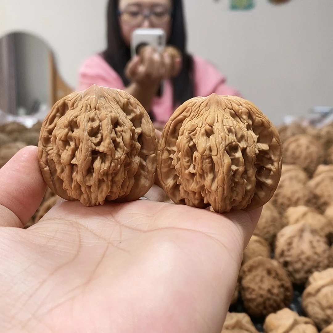 吊坠文玩核桃麦虎41+