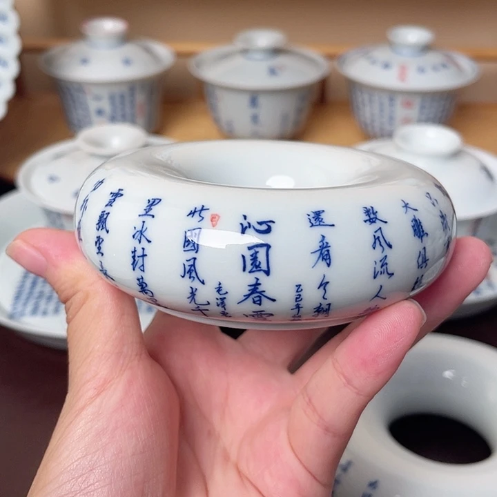 沁园春雪甜甜圈盖置