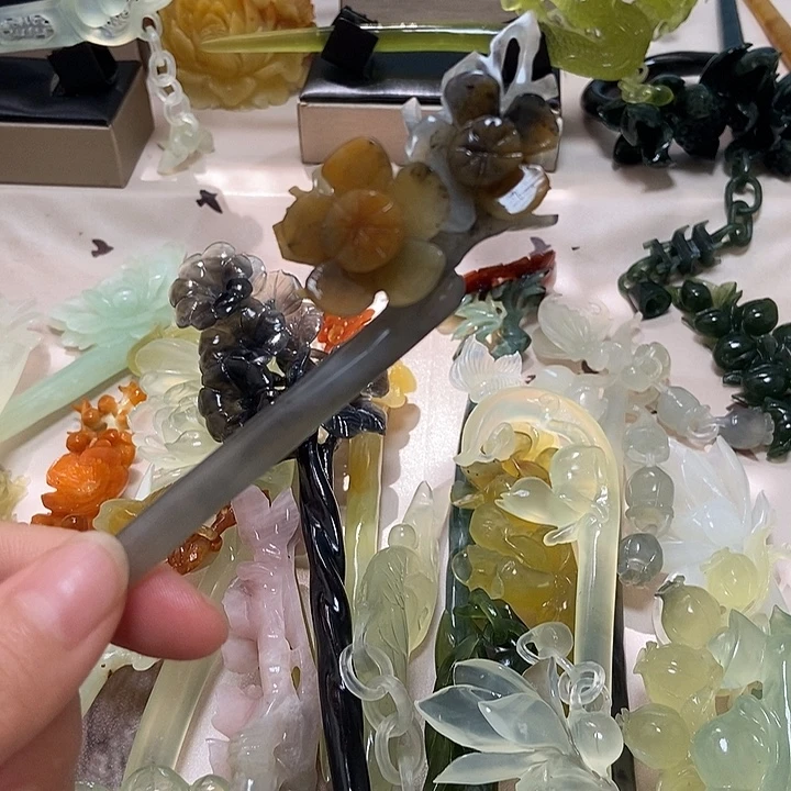 蛇纹石玉未镶嵌发簪